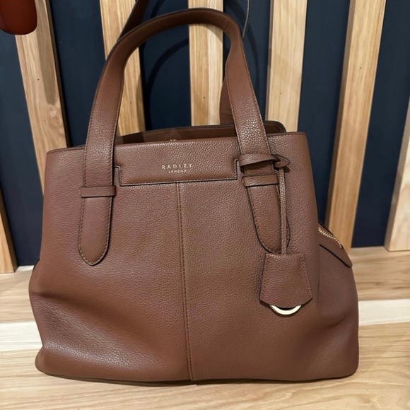 Radley London shoulder bag - Picture 1 of 3